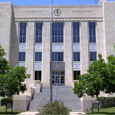picture of Brazoria County Courthouse main entrance