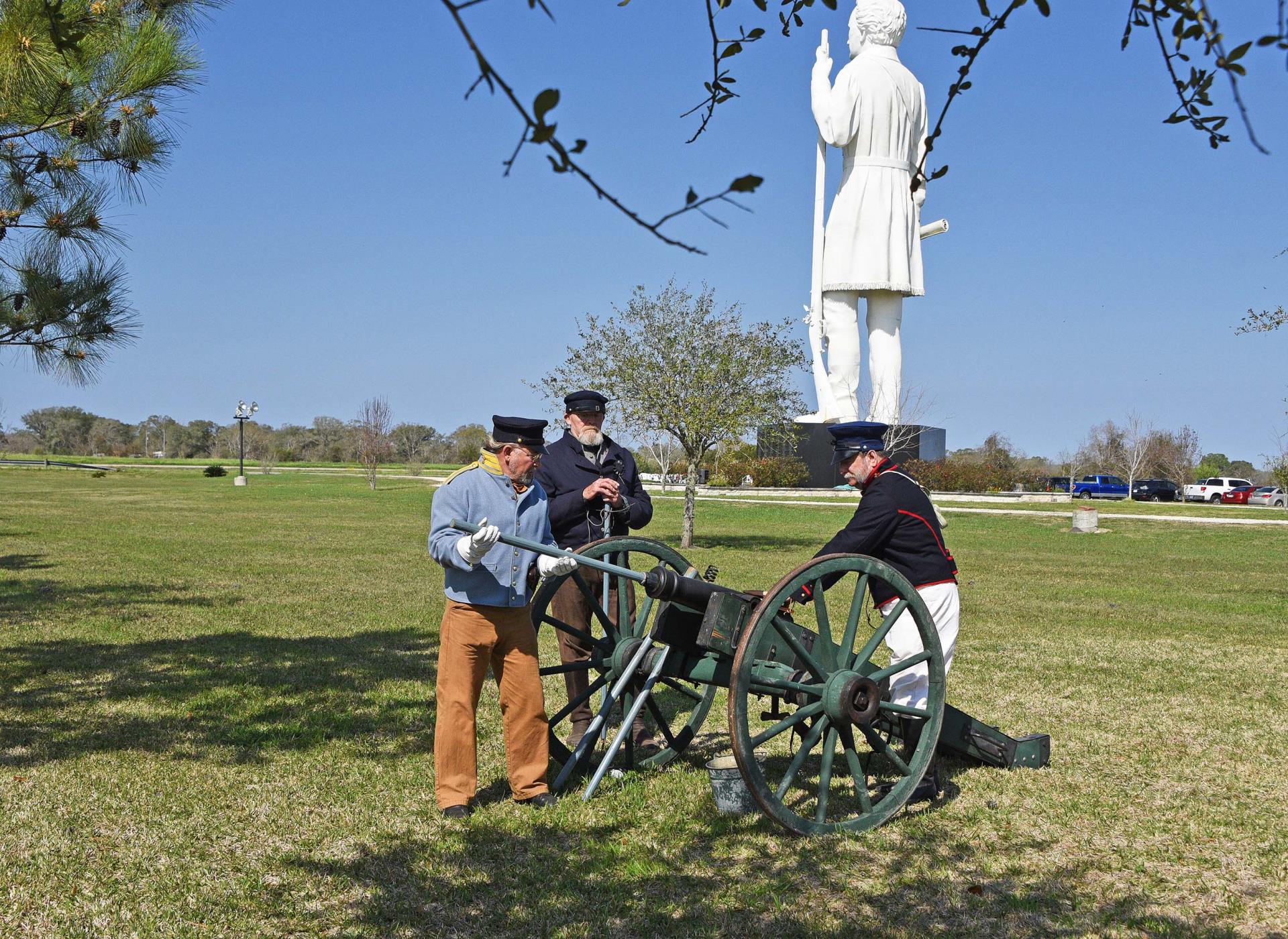 SFA re-enactors with cannon